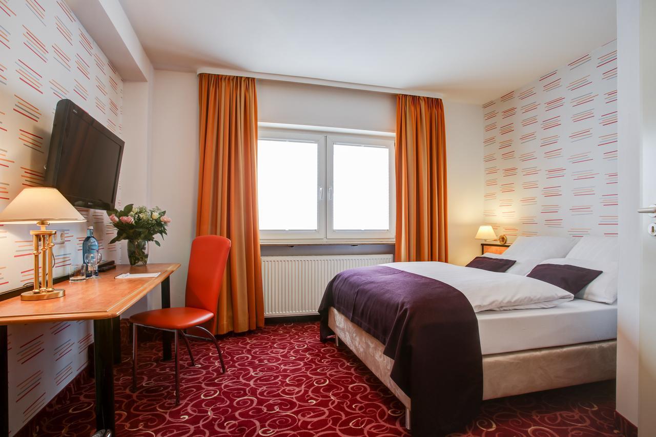 Rhein Neckar Hotel MHG Exterior foto